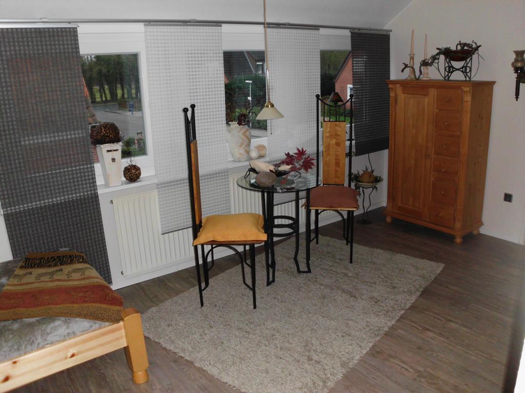 Ferienwohnung Emma Leer Exterior photo